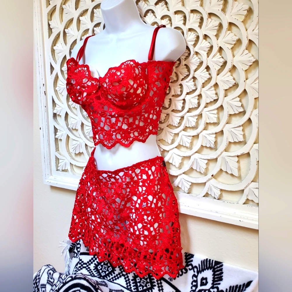 Dreamgirls Lace XL Red Ruby Bralette Skirt 2 Piece Lingerie Clubbing Out…